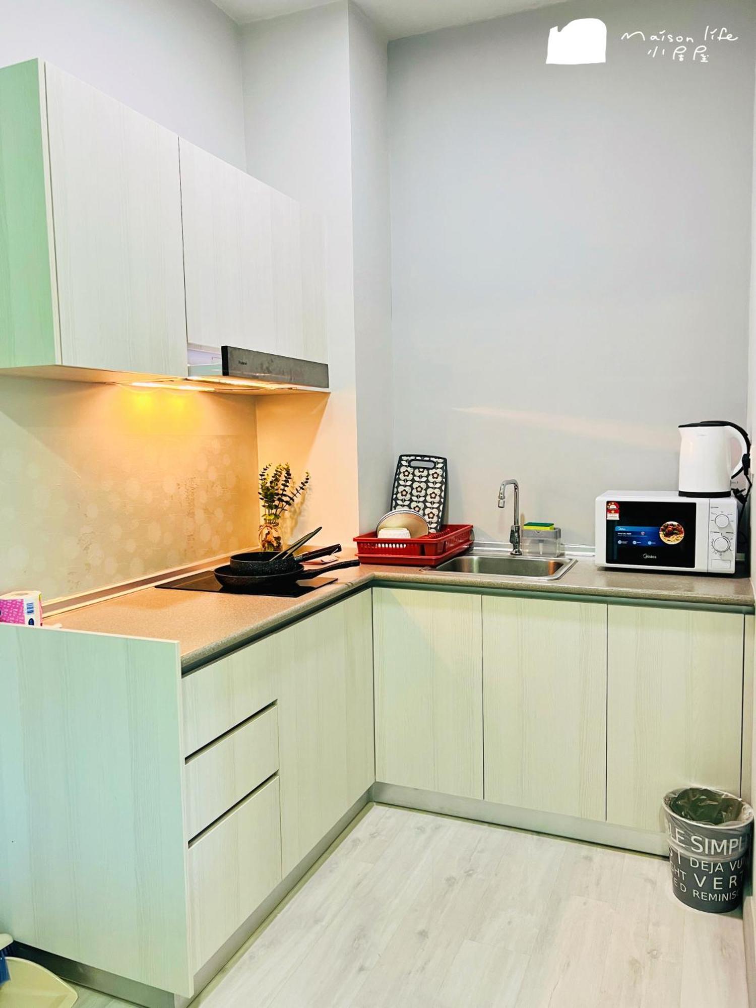 Maison Life 小居屋 Jesselton Quay Citypads Kota Kinabalu Buitenkant foto