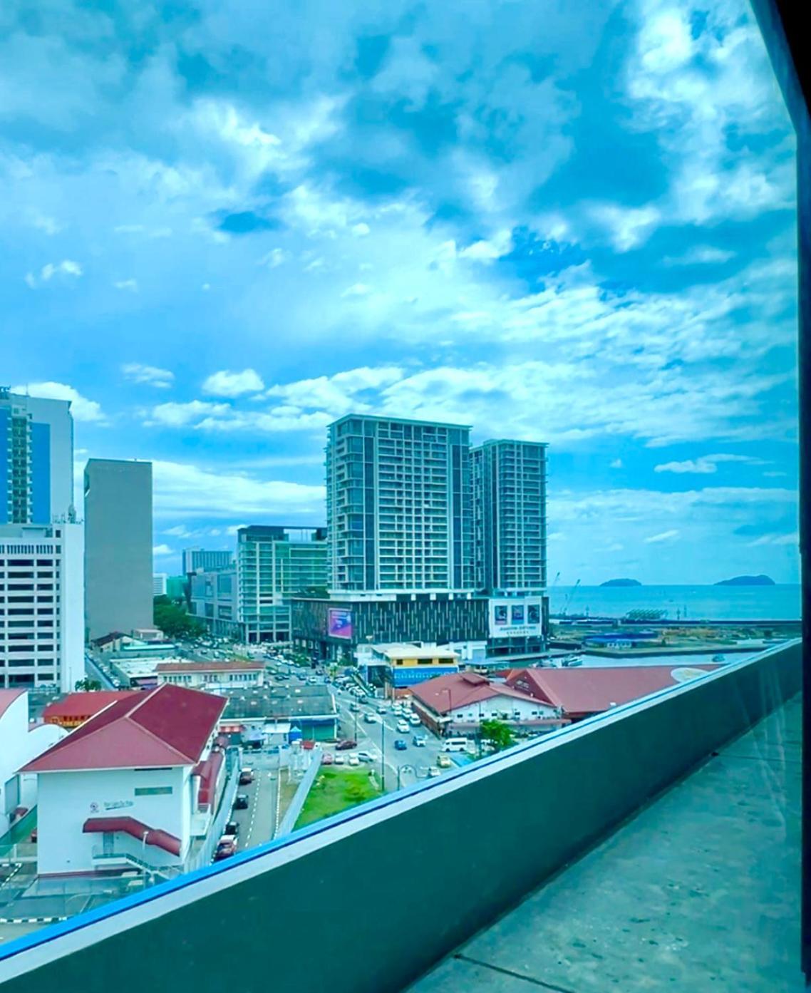Maison Life 小居屋 Jesselton Quay Citypads Kota Kinabalu Buitenkant foto