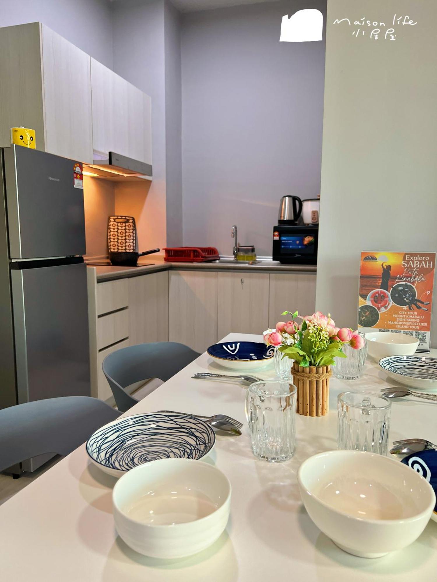 Maison Life 小居屋 Jesselton Quay Citypads Kota Kinabalu Buitenkant foto